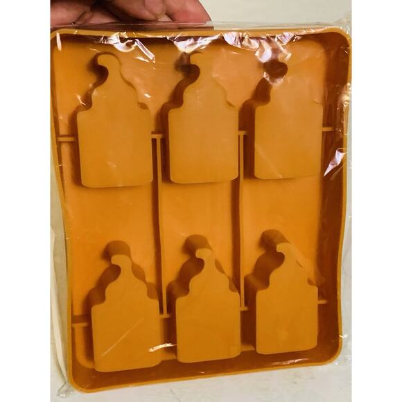 Tito's Handmade Vodka Silicone Ice Maker Tray - Picture 3 of 4